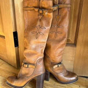 VTG 70s Tan Leather Knee High Boots ✨ Narrow Calf Boho Western Round Toe 6.5